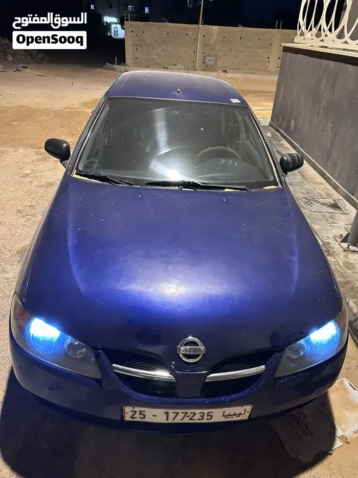 Nissan Almera 2000 photo 5