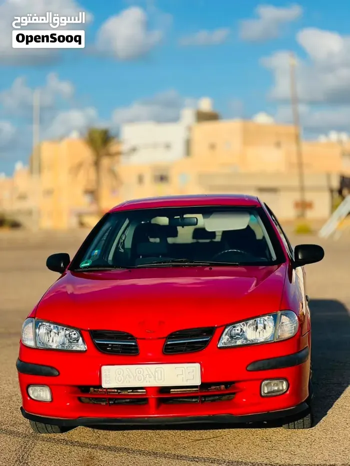 Nissan Almera