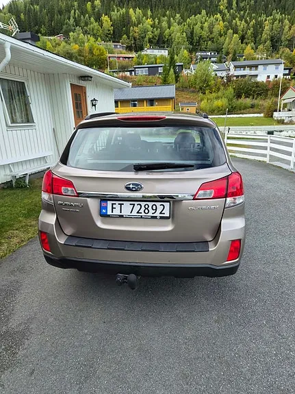 Subaru Outback 2013 photo 4