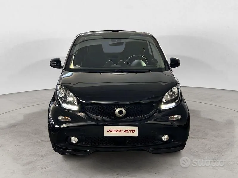 Smart Fortwo 2019 photo 2