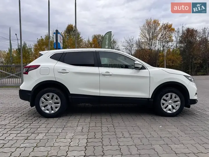 Nissan Qashqai 2018 photo 2