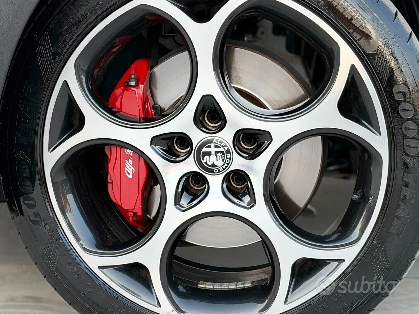 Alfa Romeo Tonale 2024 photo 3