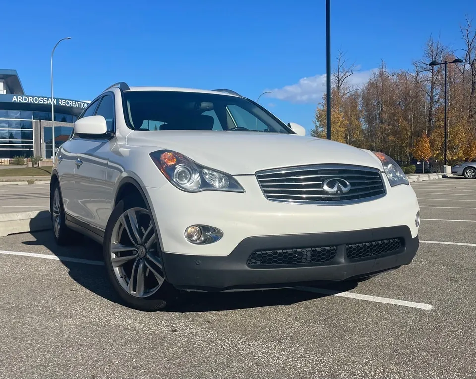 Infiniti Ex35 2011 photo 3
