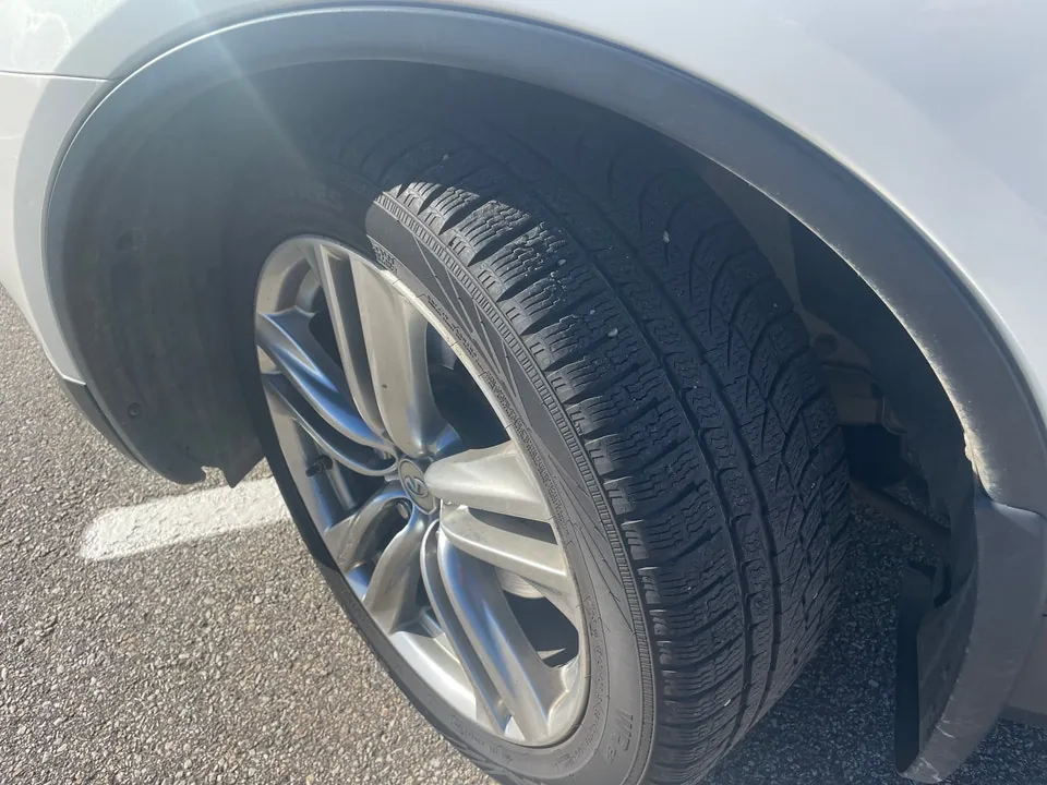 Infiniti Ex35 2011 photo 4