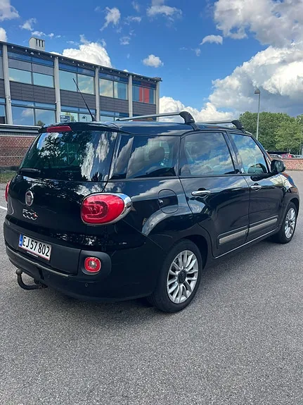 Fiat 500L Living 2015 photo 3