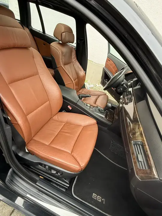 BMW 5 Series 2004 photo 2