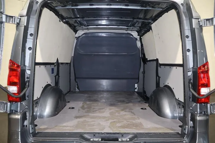 Mercedes-Benz Vito 2023 photo 3
