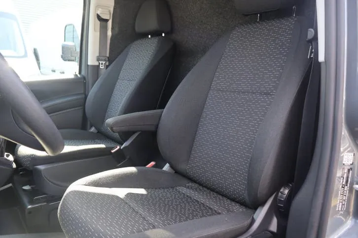Mercedes-Benz Vito 2023 photo 2