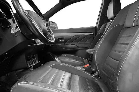 Mitsubishi Outlander 2018 photo 5