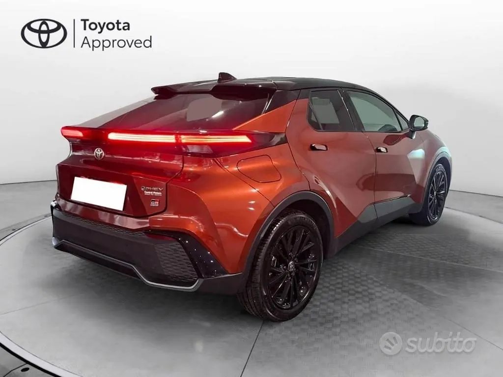 Toyota C-Hr 2025 photo 4