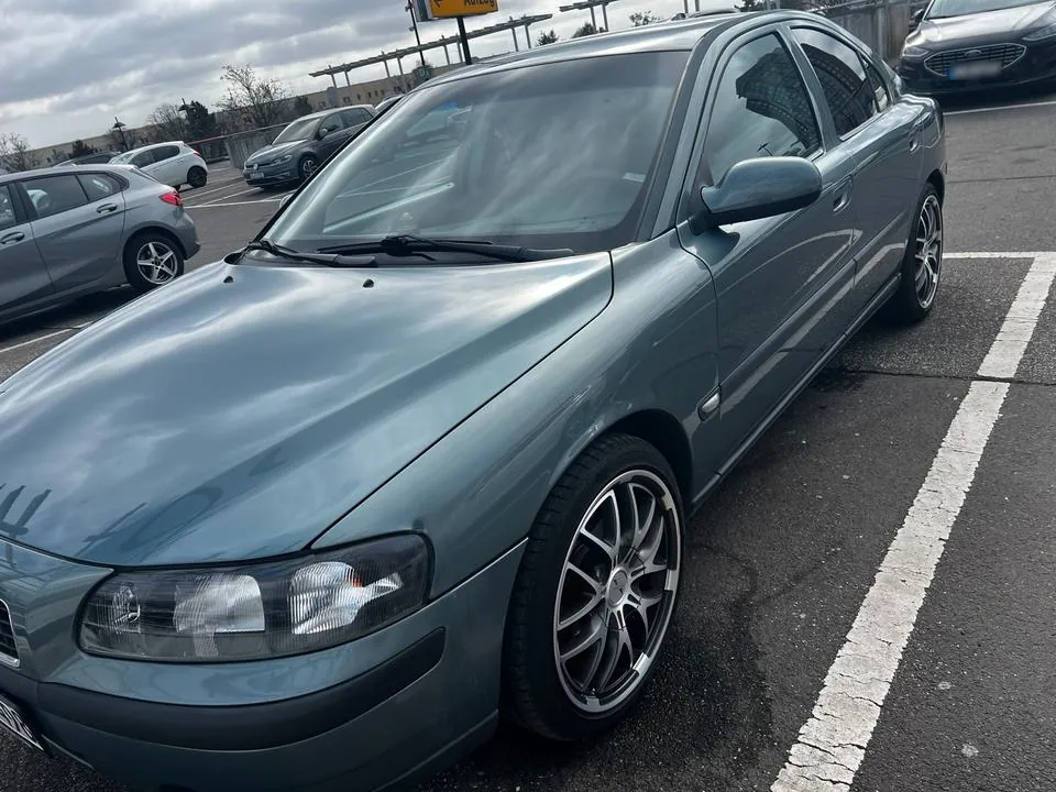 Volvo S60