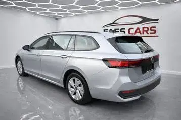 Volkswagen Passat 2024 photo 2
