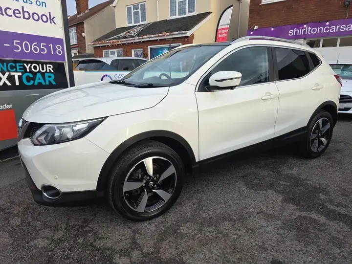 Nissan Qashqai 2015 photo 3