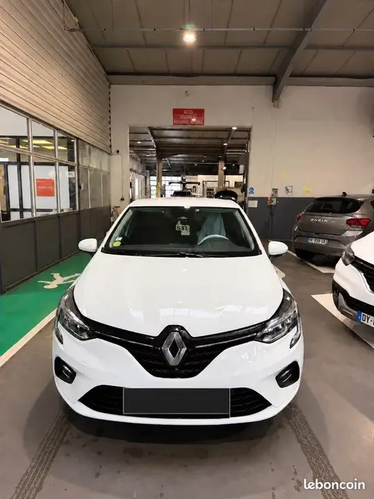 Renault Clio 2020 photo 2