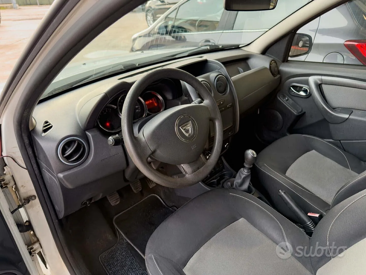 Dacia Duster 2016 photo 5