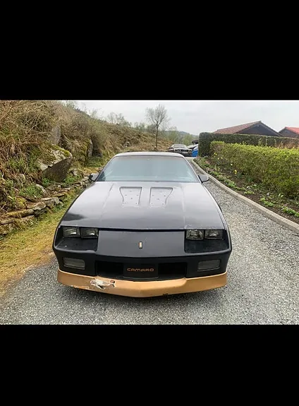 Chevrolet Camaro 1985 photo 2