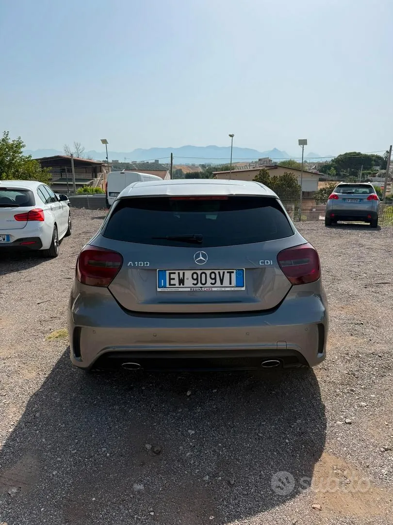 Mercedes-Benz A 180 Cdi 2014 photo 4