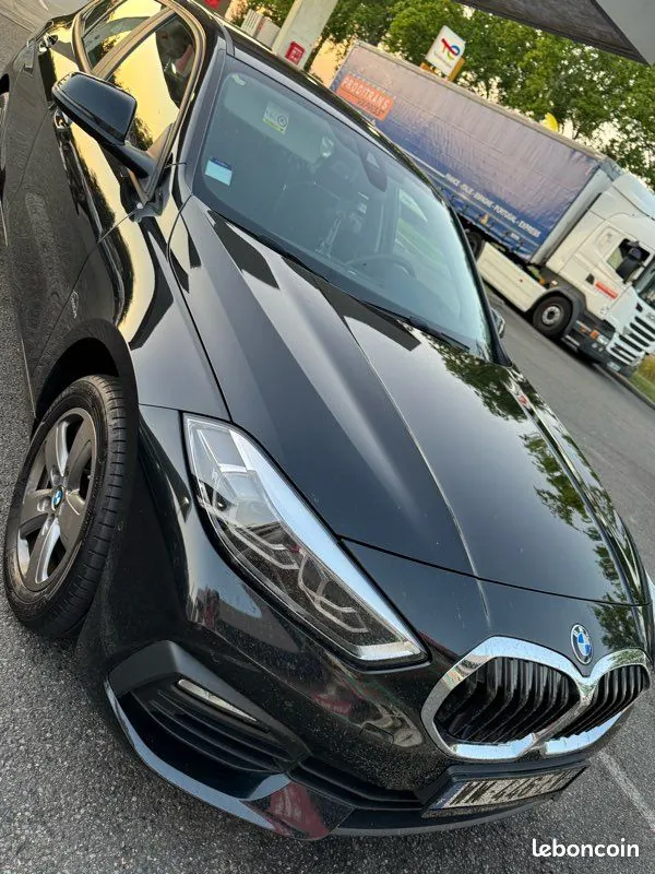 BMW 1 Series 2022 photo 3