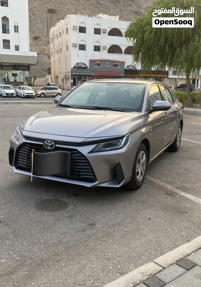 Toyota Yaris 2024 photo 2