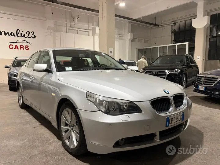 BMW 525D 2004 photo 2