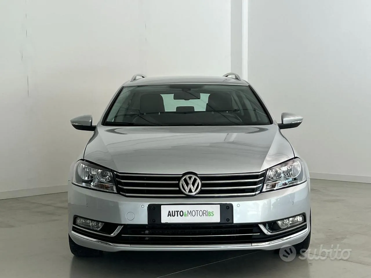 Volkswagen Passat 2012 photo 2