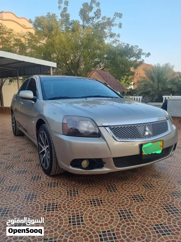 Mitsubishi Galant 2011 photo 5