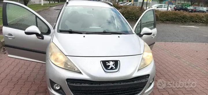 Peugeot 207 2009 photo 5