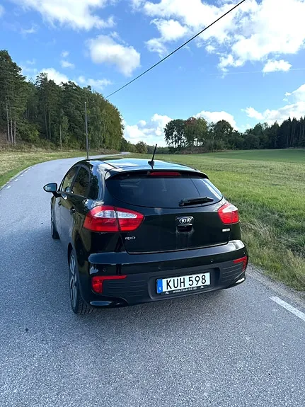Kia Rio 2016 photo 2