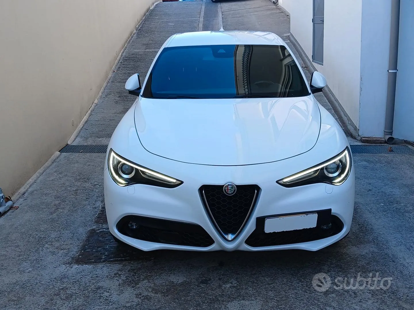 Alfa Romeo Stelvio 2022 photo 2