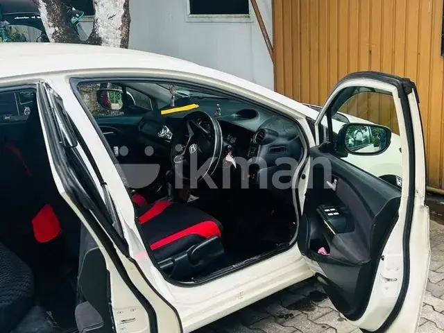 Honda Insight 2011 photo 4