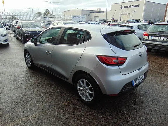 Renault Clio 2015 photo 4