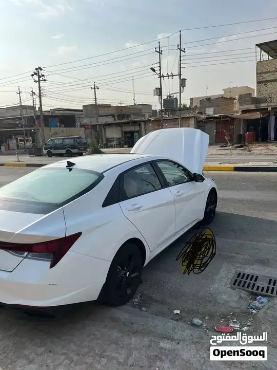 Hyundai Elantra 2023 photo 2