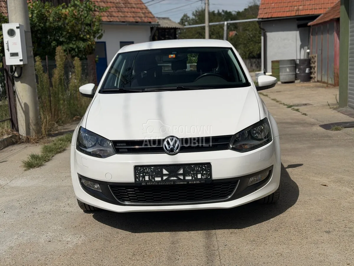 Volkswagen Polo 2010 photo 2