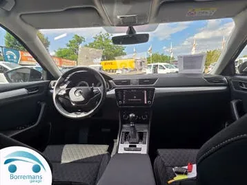 Skoda Superb 2020 photo 2