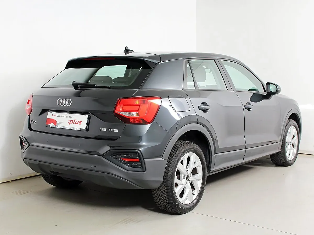 Audi Q2 2022 photo 2