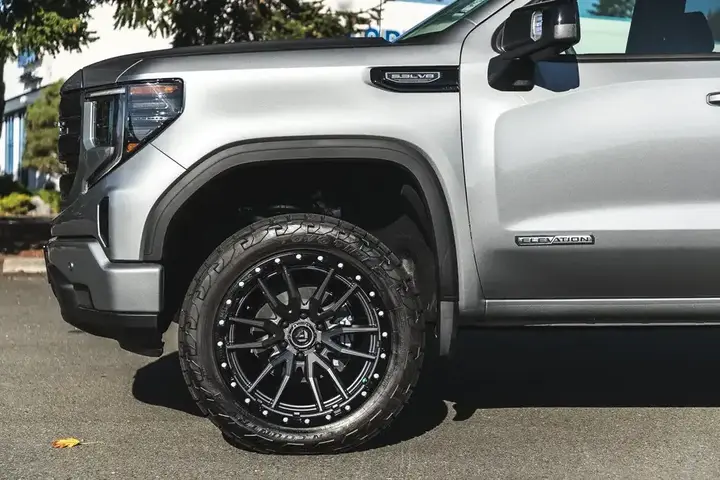 GMC Sierra 1500 2026 photo 2