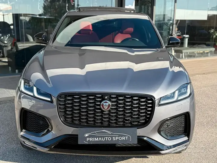 Jaguar F-Pace 2022 photo 2
