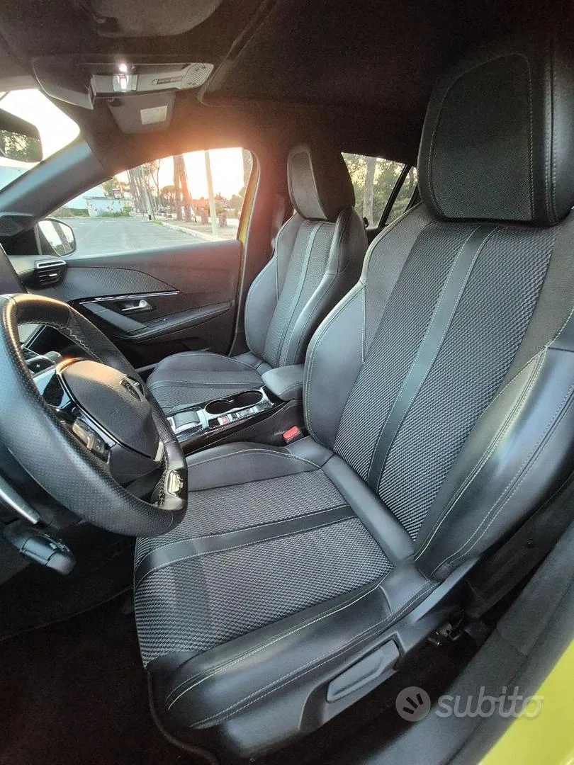 Peugeot 208 2024 photo 5