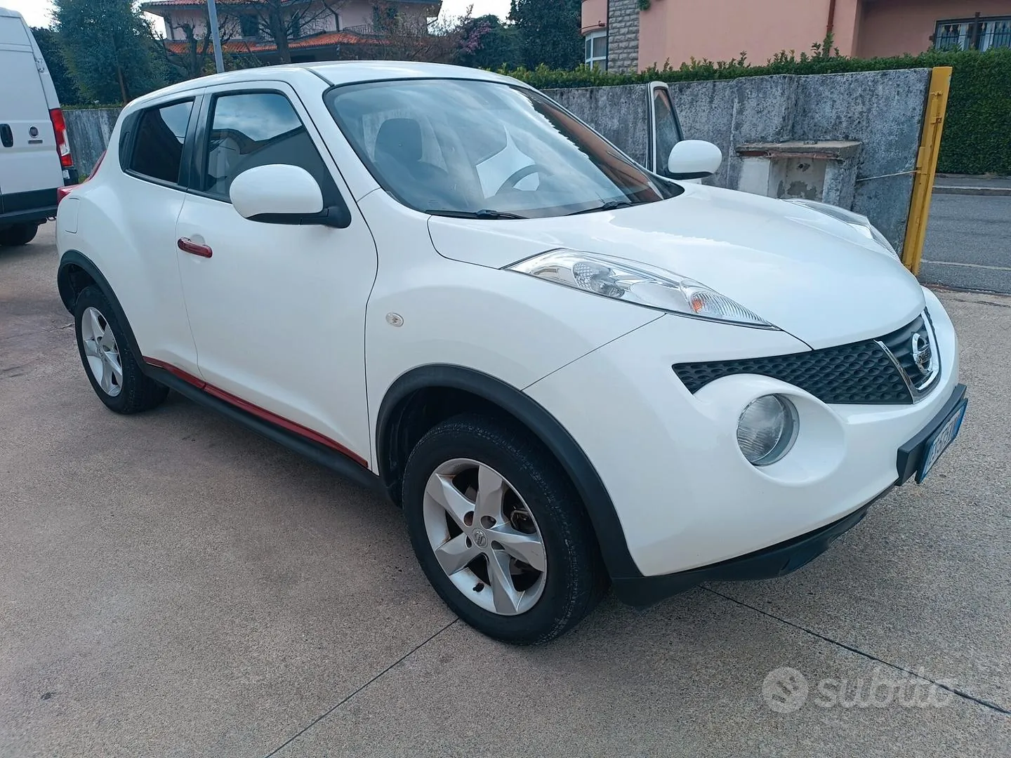 Nissan Juke 2013 photo 3