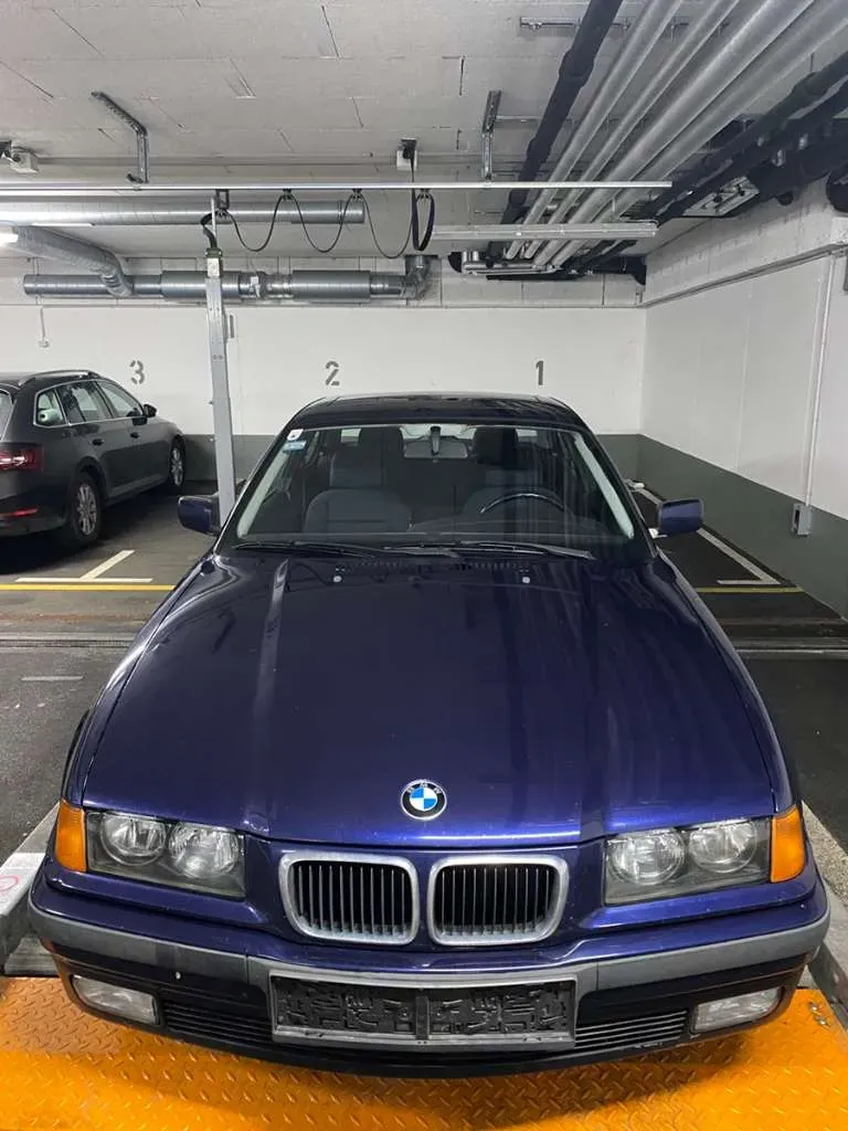 BMW 3 Series 1996 photo 2