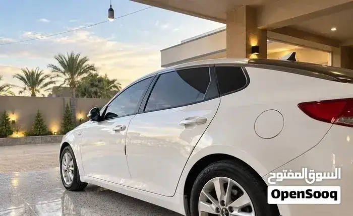Kia K5 2017 photo 4