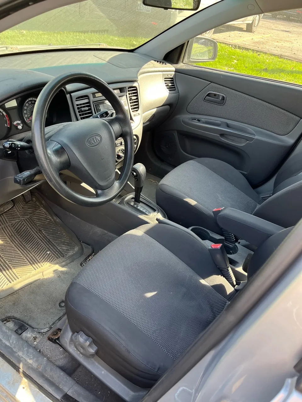 Kia Rio 2009 photo 3
