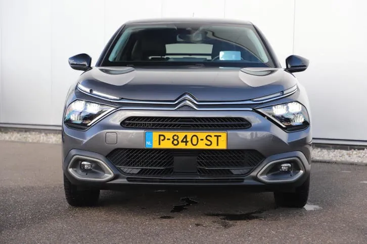 Citroen C4 2022 photo 2