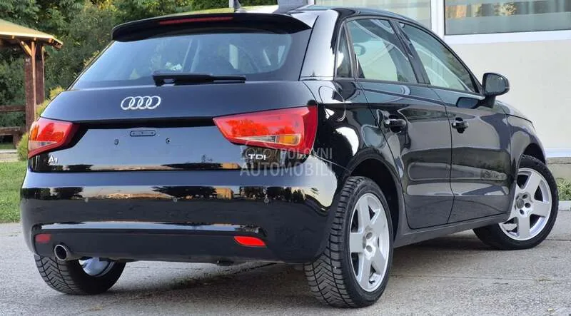Audi A1 2012 photo 3