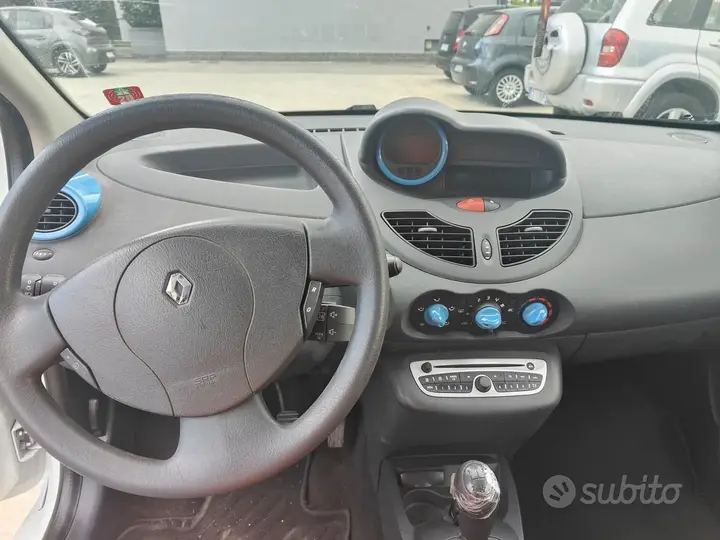 Renault Twingo 2012 photo 5