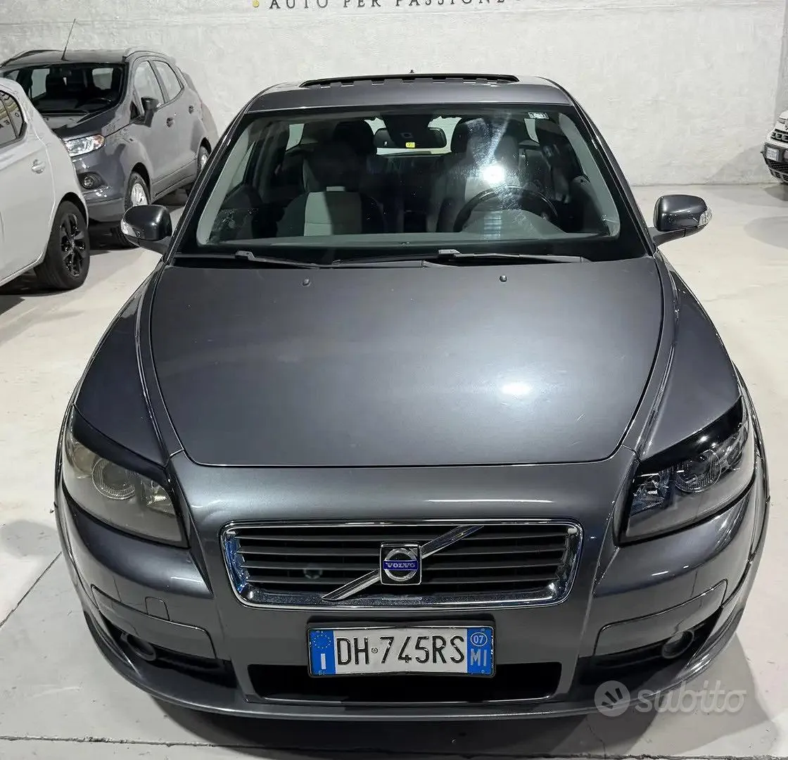 Volvo C30 2007 photo 2