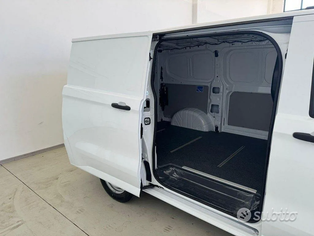 Volkswagen Transporter 2025 photo 5