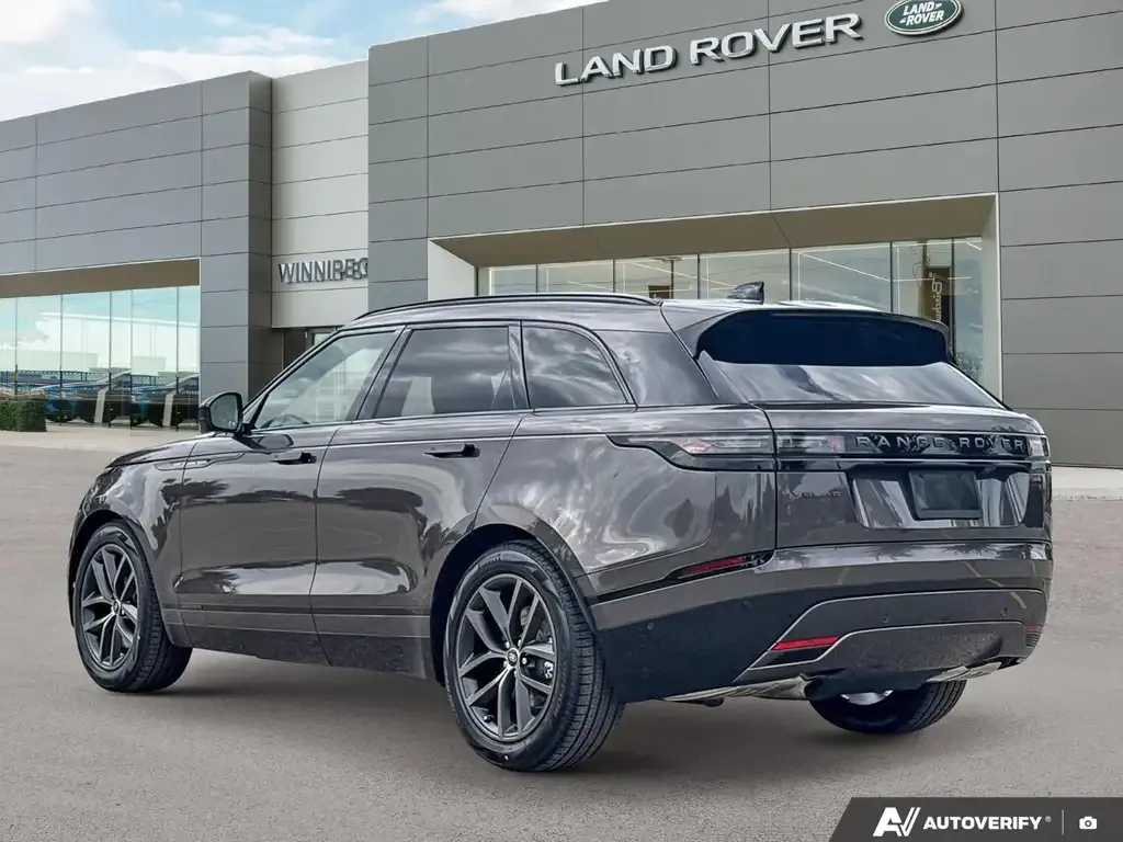 Land Rover Range Rover Velar 2026 photo 5