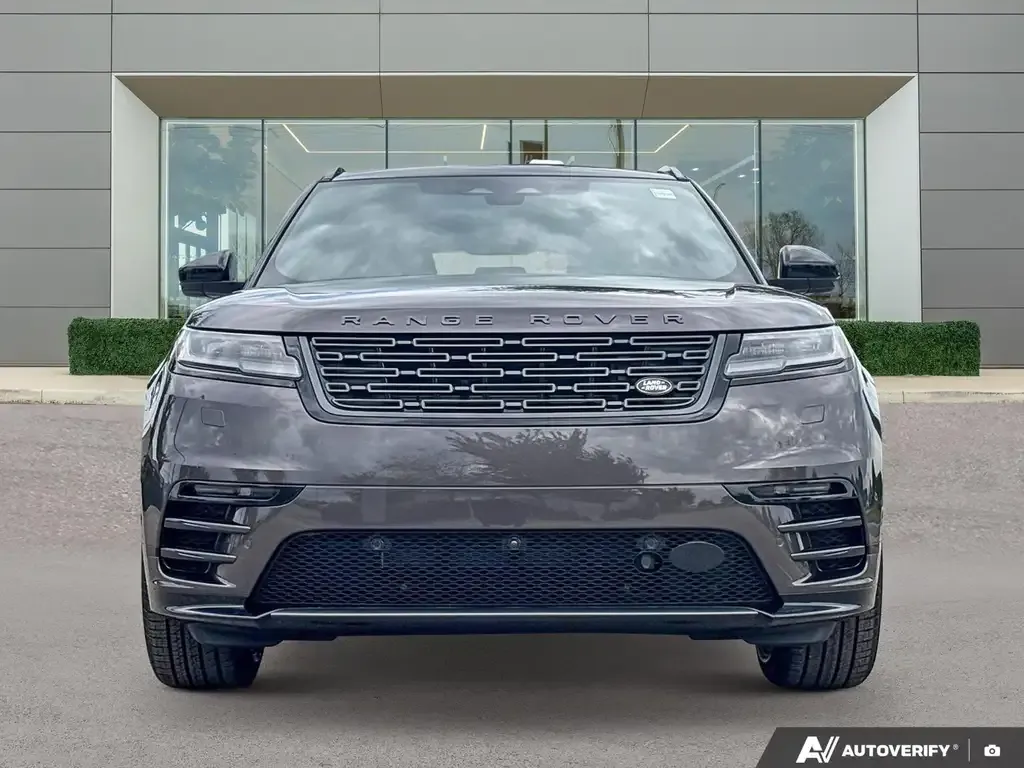 Land Rover Range Rover Velar 2026 photo 3