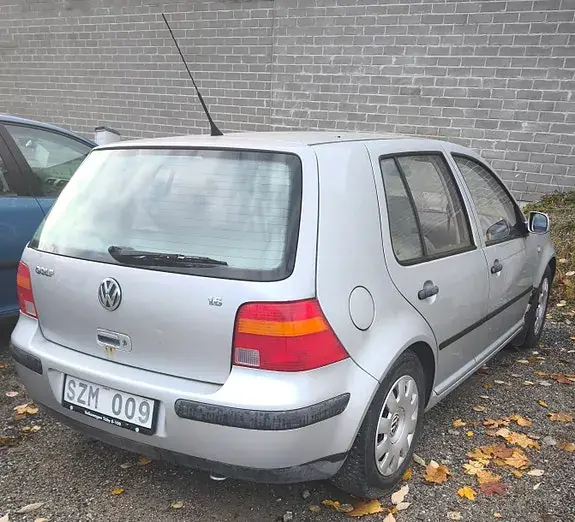 Volkswagen Golf 4 2002 photo 2
